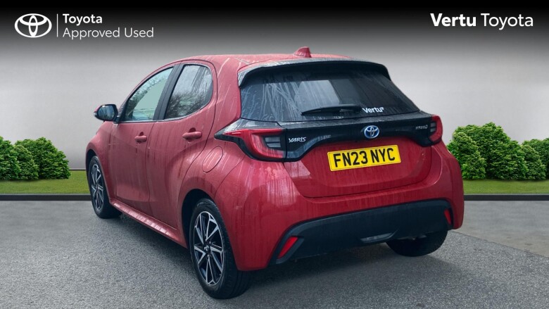 Toyota Yaris 1.5 Hybrid Design 5dr CVT Hybrid Hatchback